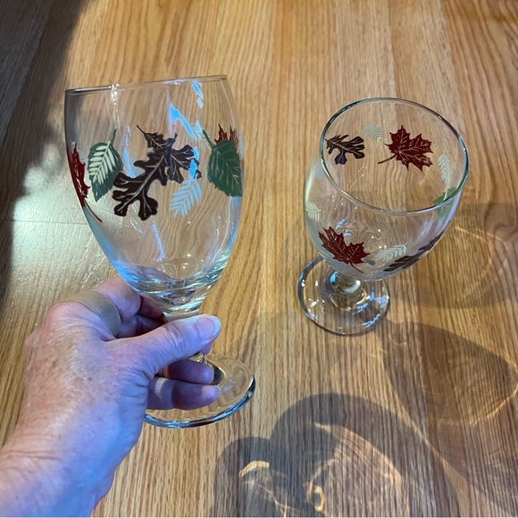 Glass Goblets by Greenbrier Autumn Fall Leaves set of 2 Vintage - Picture 3 of 7